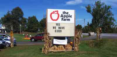 Apple Farm Entrance
